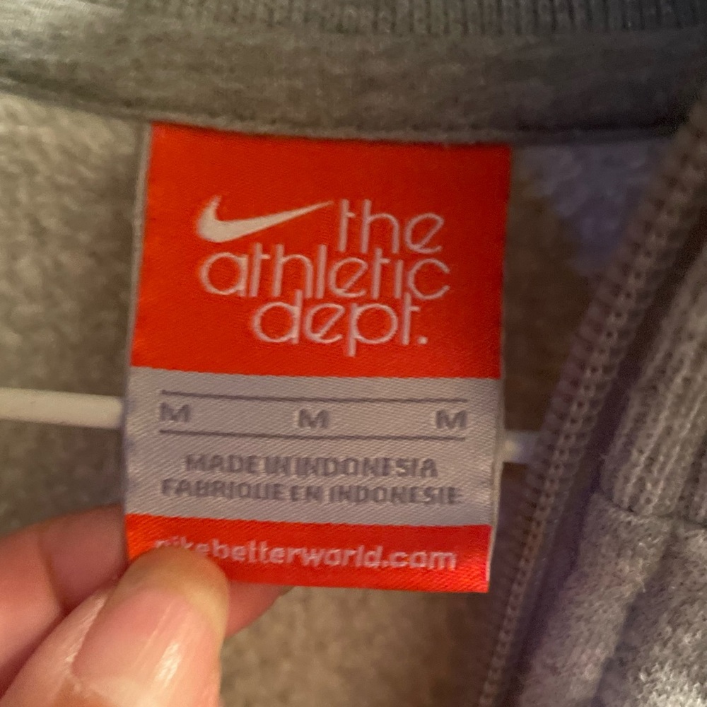 Womens Nike Heather Gray Pullover - Picture 3 of 3